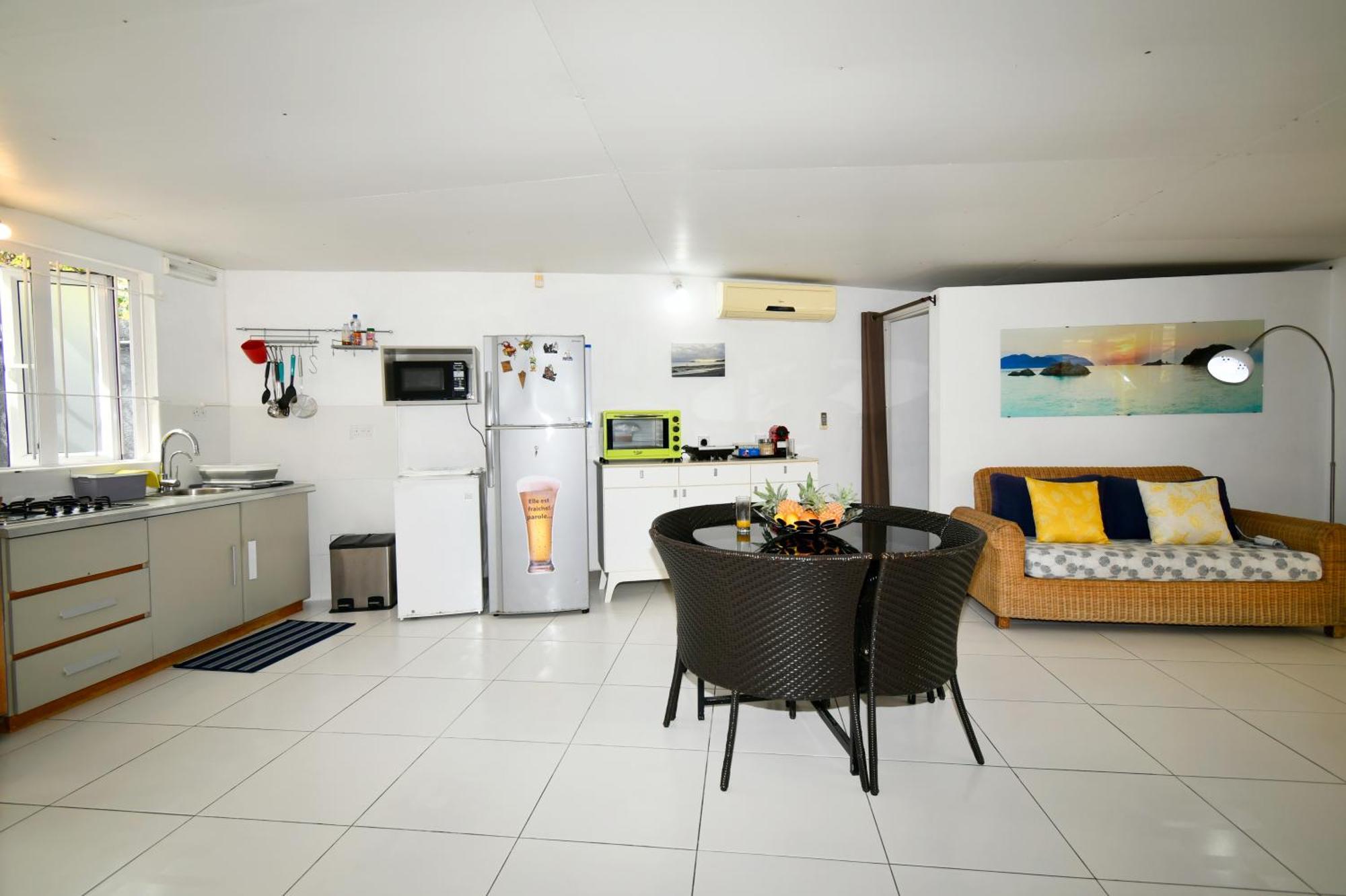 Chalet Kestrel With Pool On The Beach Riambel Exterior foto