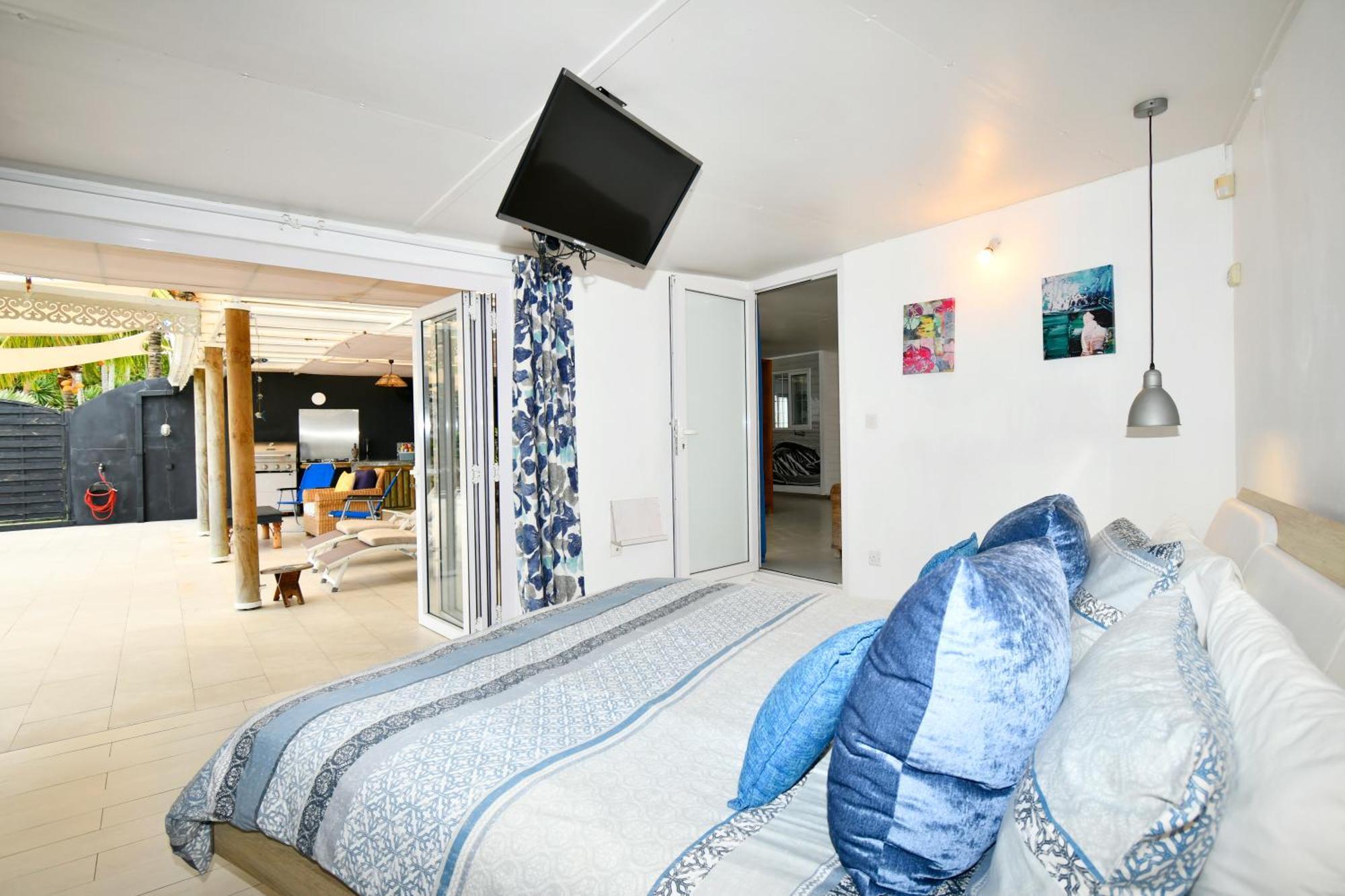 Chalet Kestrel With Pool On The Beach Riambel Exterior foto